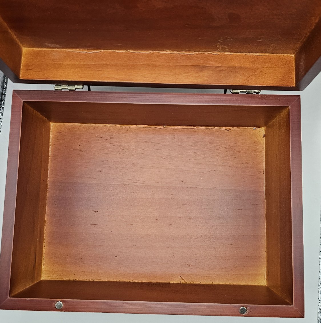 Trinket Box Small - Red / Brown Wood